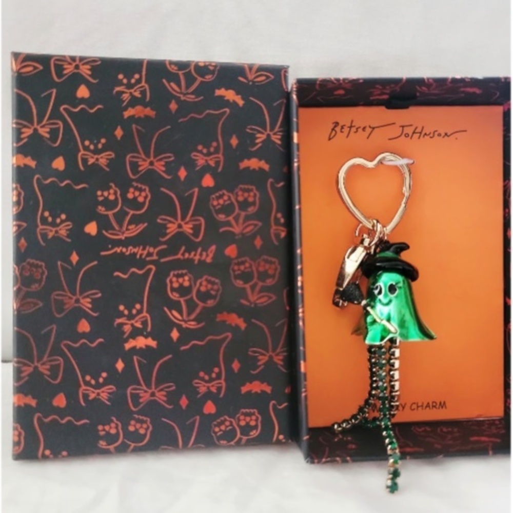 Betsey Johnson Green Wicked Witch of the West Bag Charm Keychain